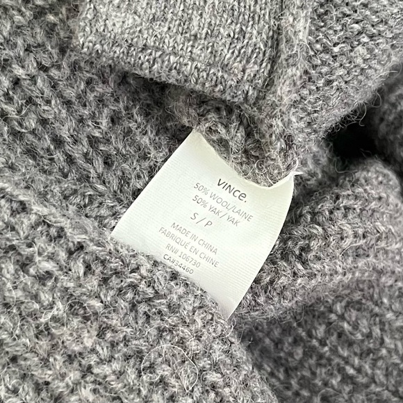 Vince Wool and Yak Turtleneck Sweater with Pockets in Grey Women’s Size Small - Picture 12 of 13